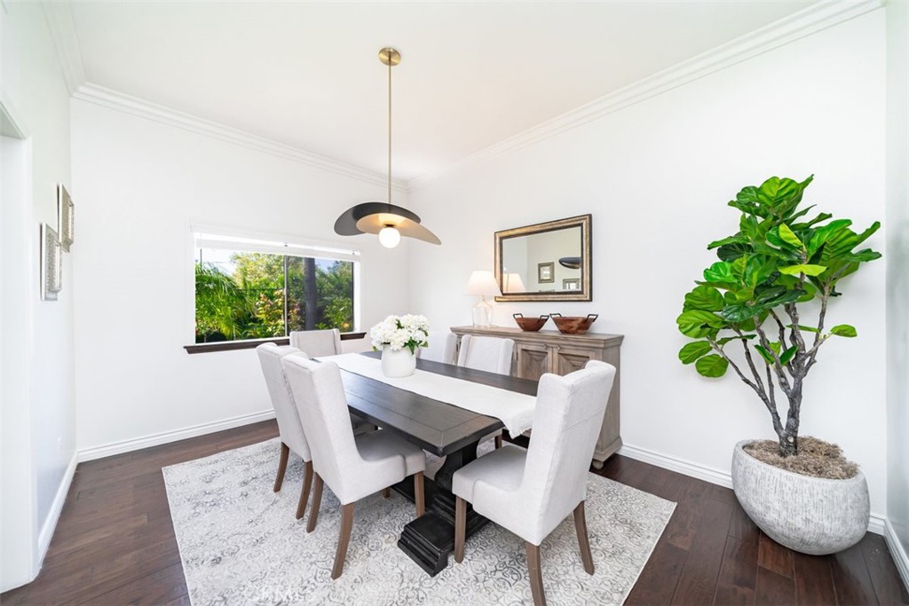 3182 Mockingbird Knolls