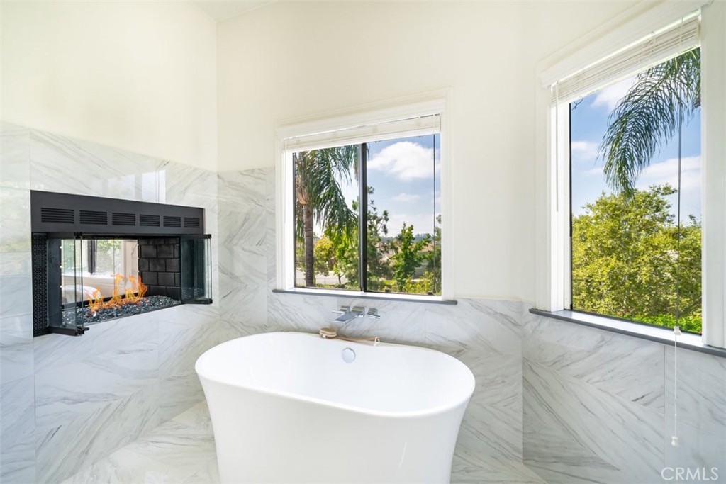 3182 Mockingbird Knolls