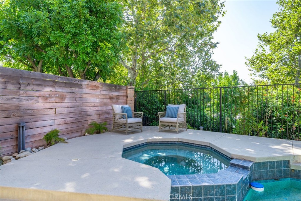 3182 Mockingbird Knolls