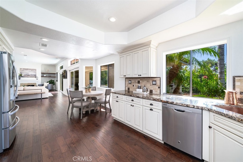 3182 Mockingbird Knolls