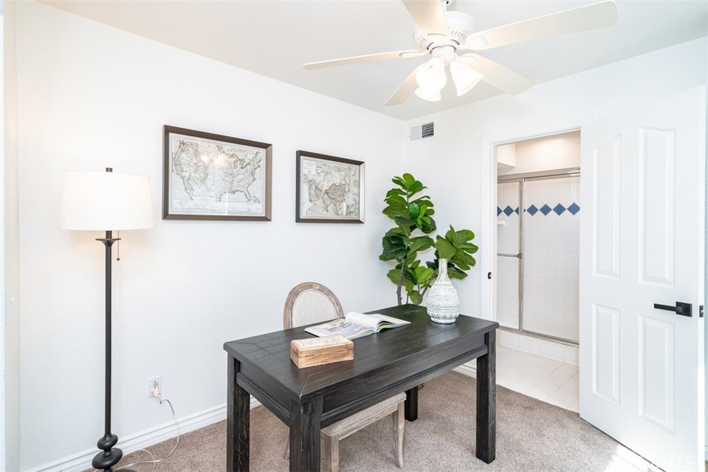 3182 Mockingbird Knolls