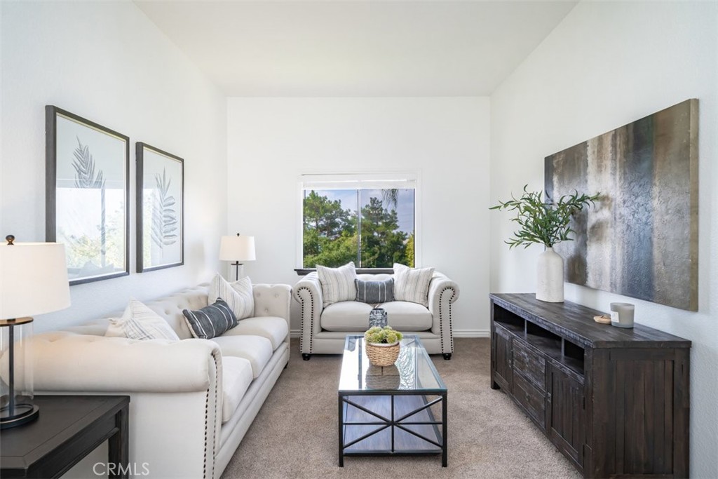 3182 Mockingbird Knolls