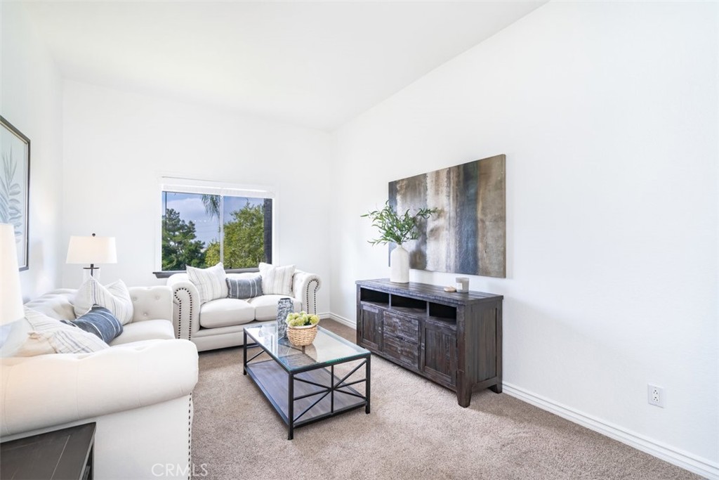 3182 Mockingbird Knolls