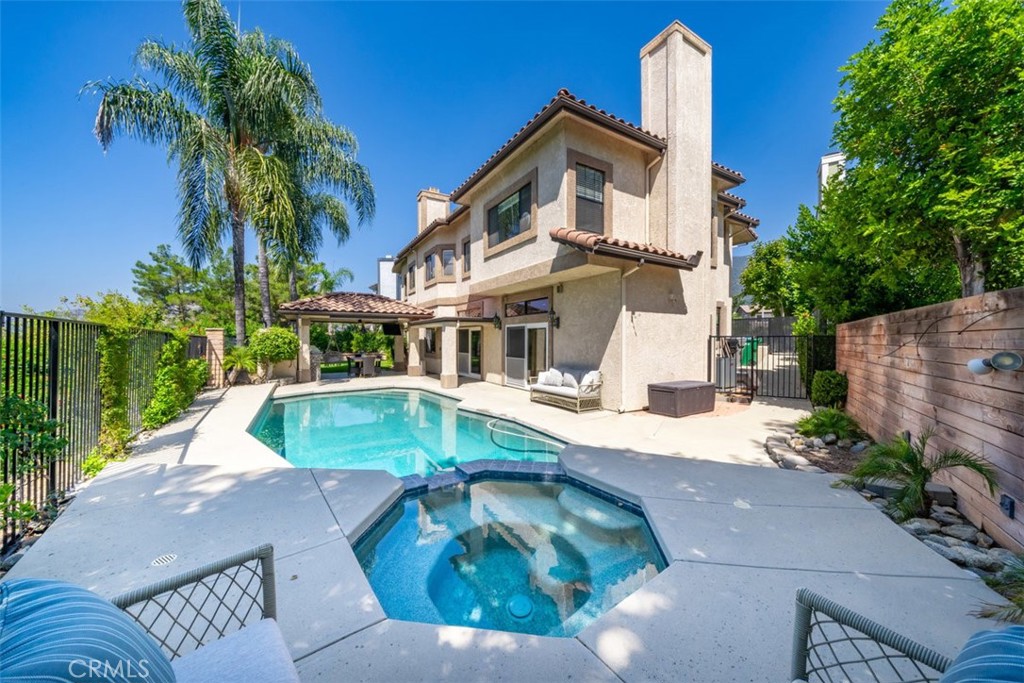 3182 Mockingbird Knolls