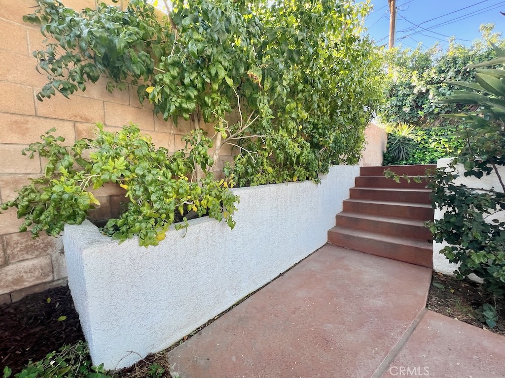 446 E Kendall Street