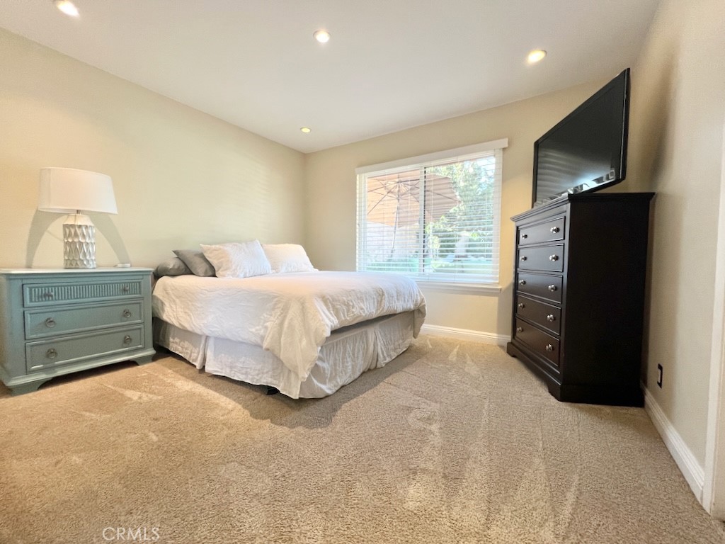 446 E Kendall Street