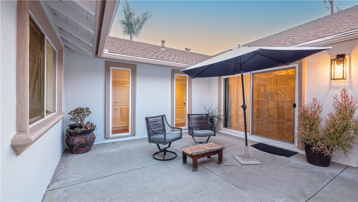 3181 Dawnview Avenue