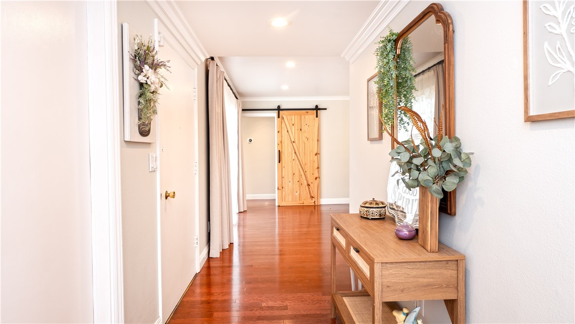 3181 Dawnview Avenue