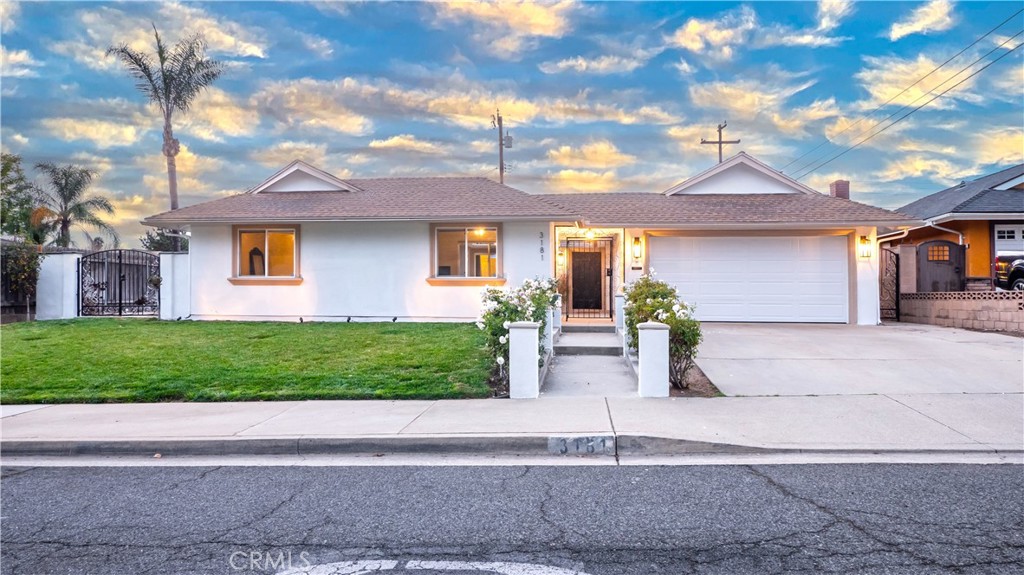 3181 Dawnview Avenue