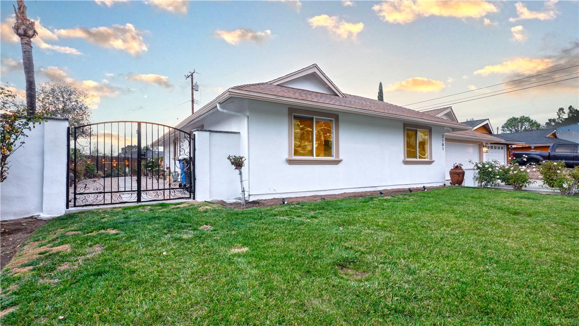 3181 Dawnview Avenue