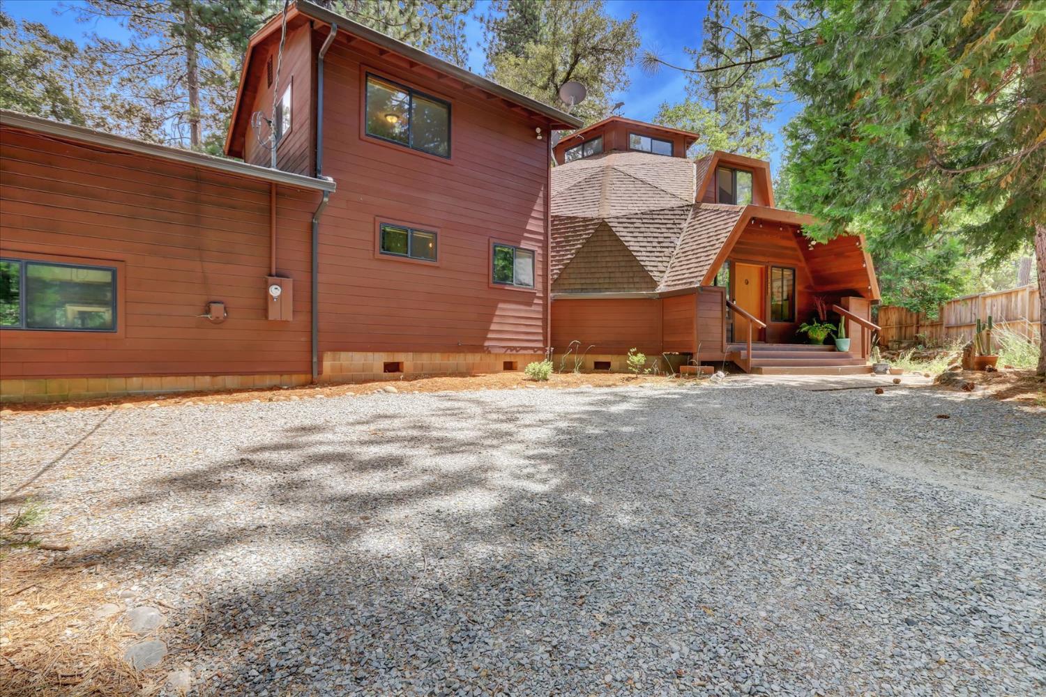 21580 Rambling Road