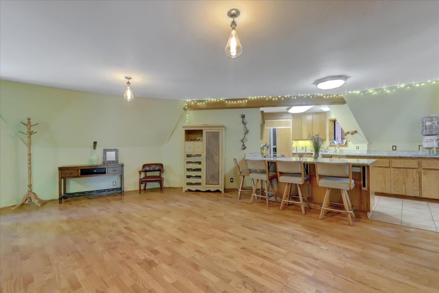 21580 Rambling Road
