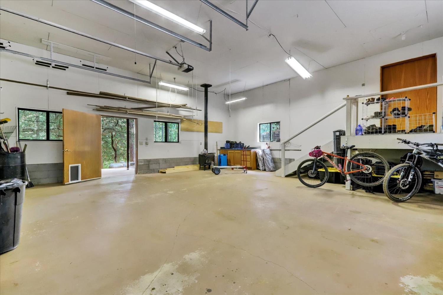 21580 Rambling Road