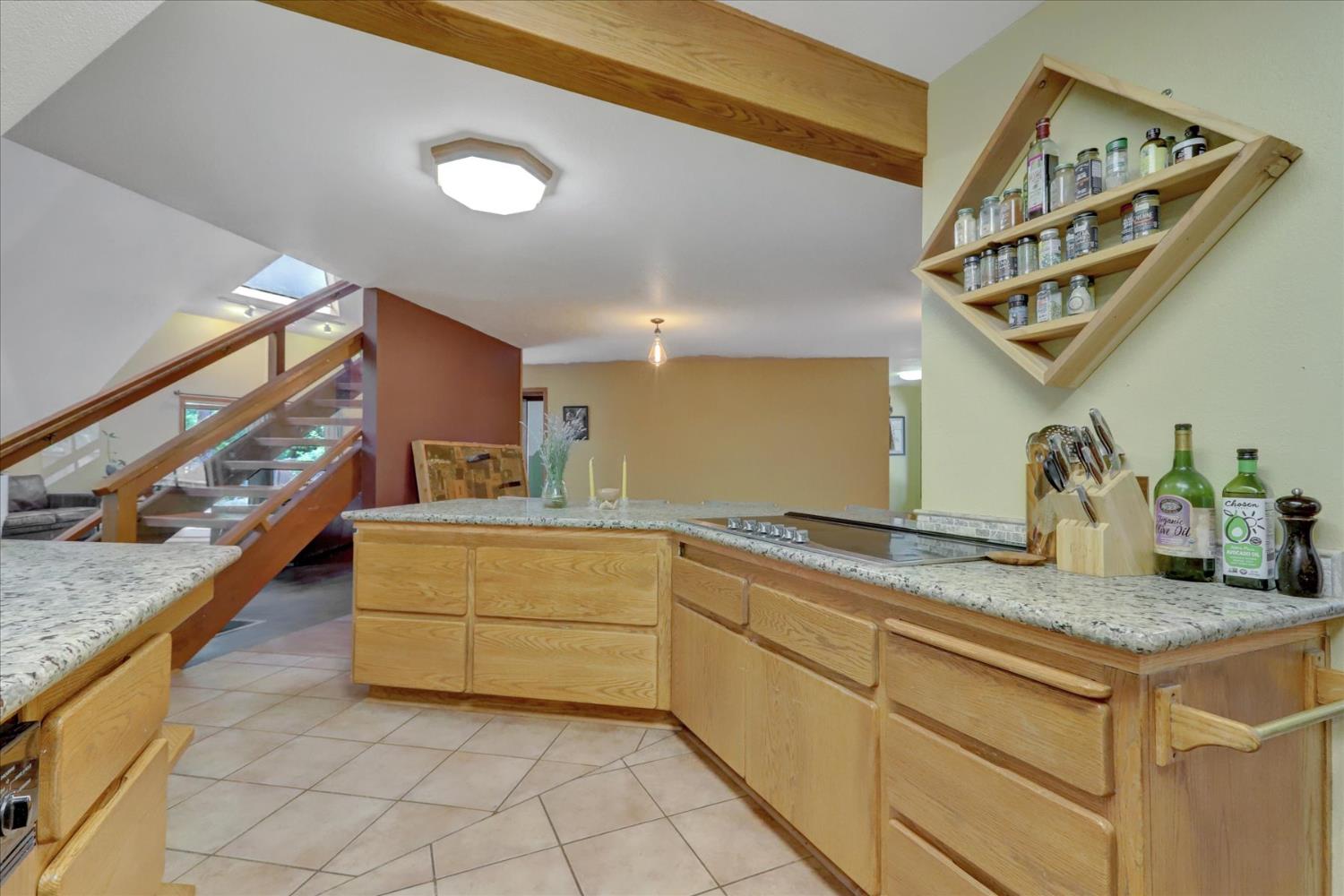 21580 Rambling Road