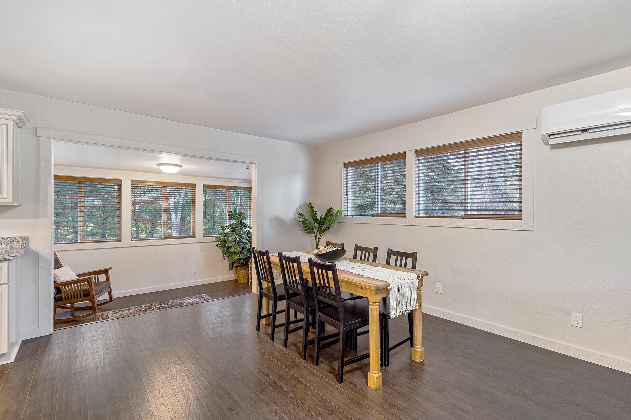 3472 Woodland Park Road
