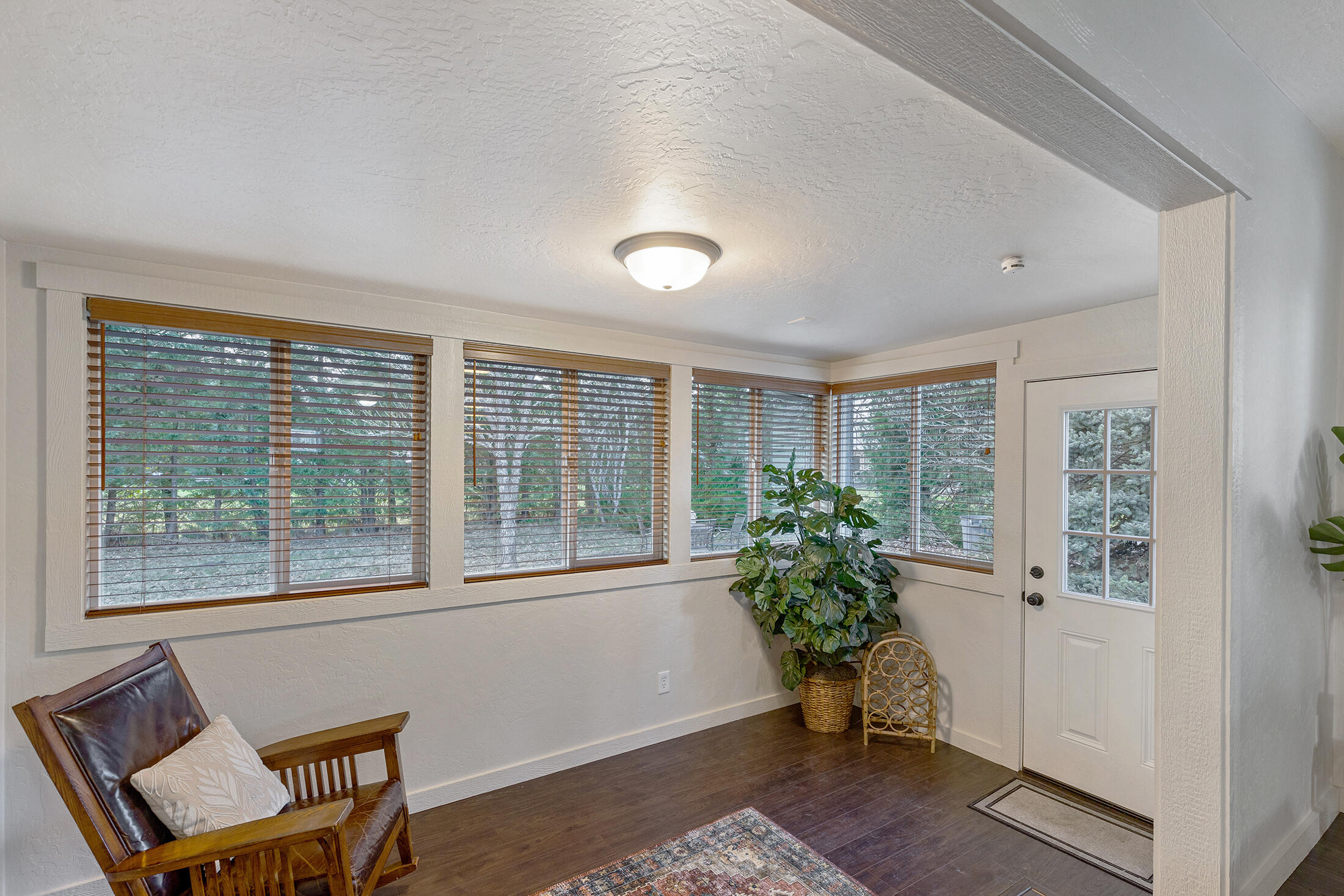 3472 Woodland Park Road