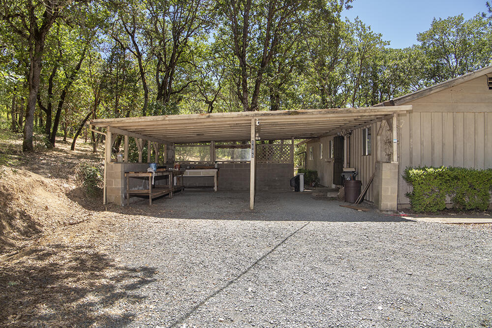 1185 W Jones Creek Road