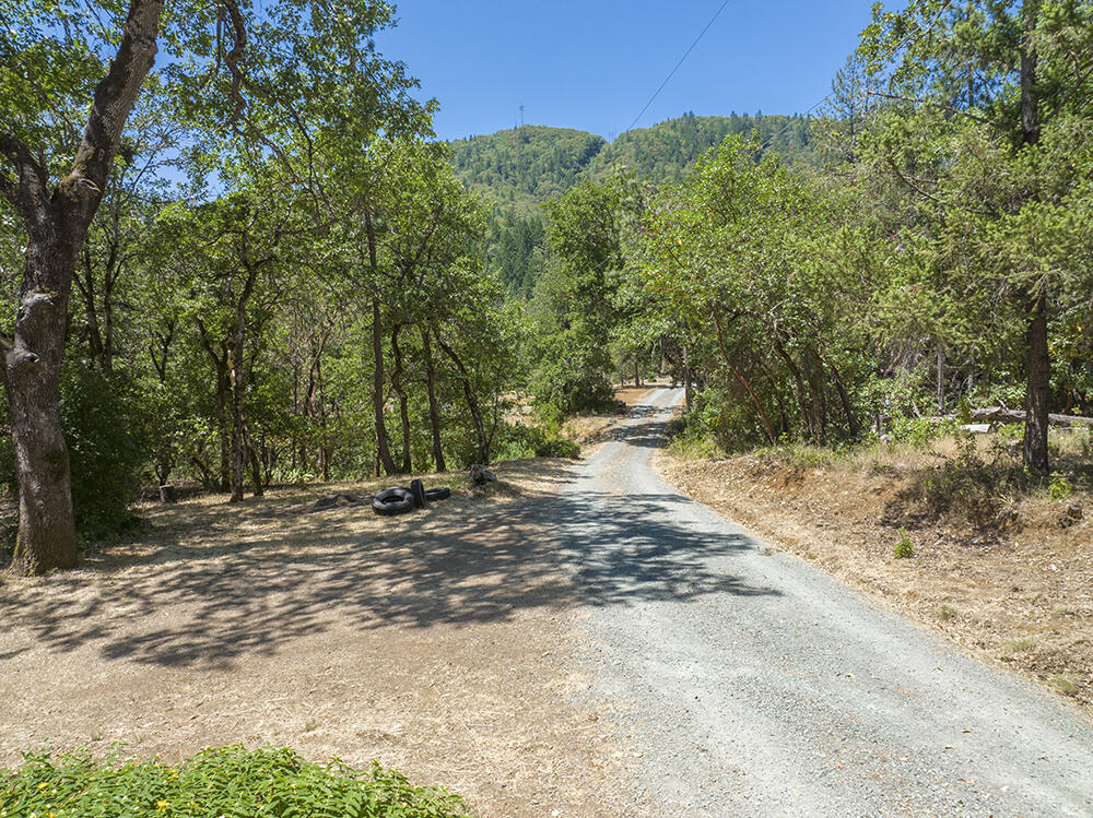 1185 W Jones Creek Road