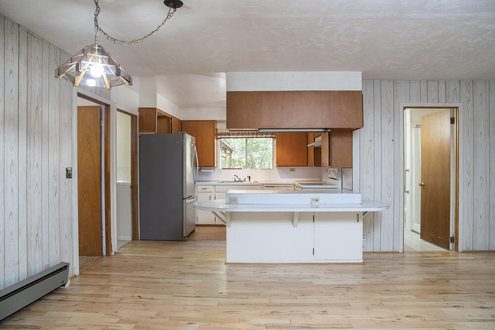 1185 W Jones Creek Road