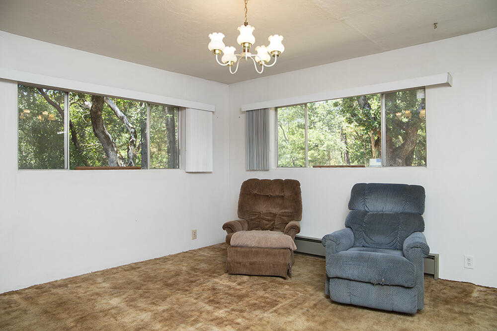 1185 W Jones Creek Road
