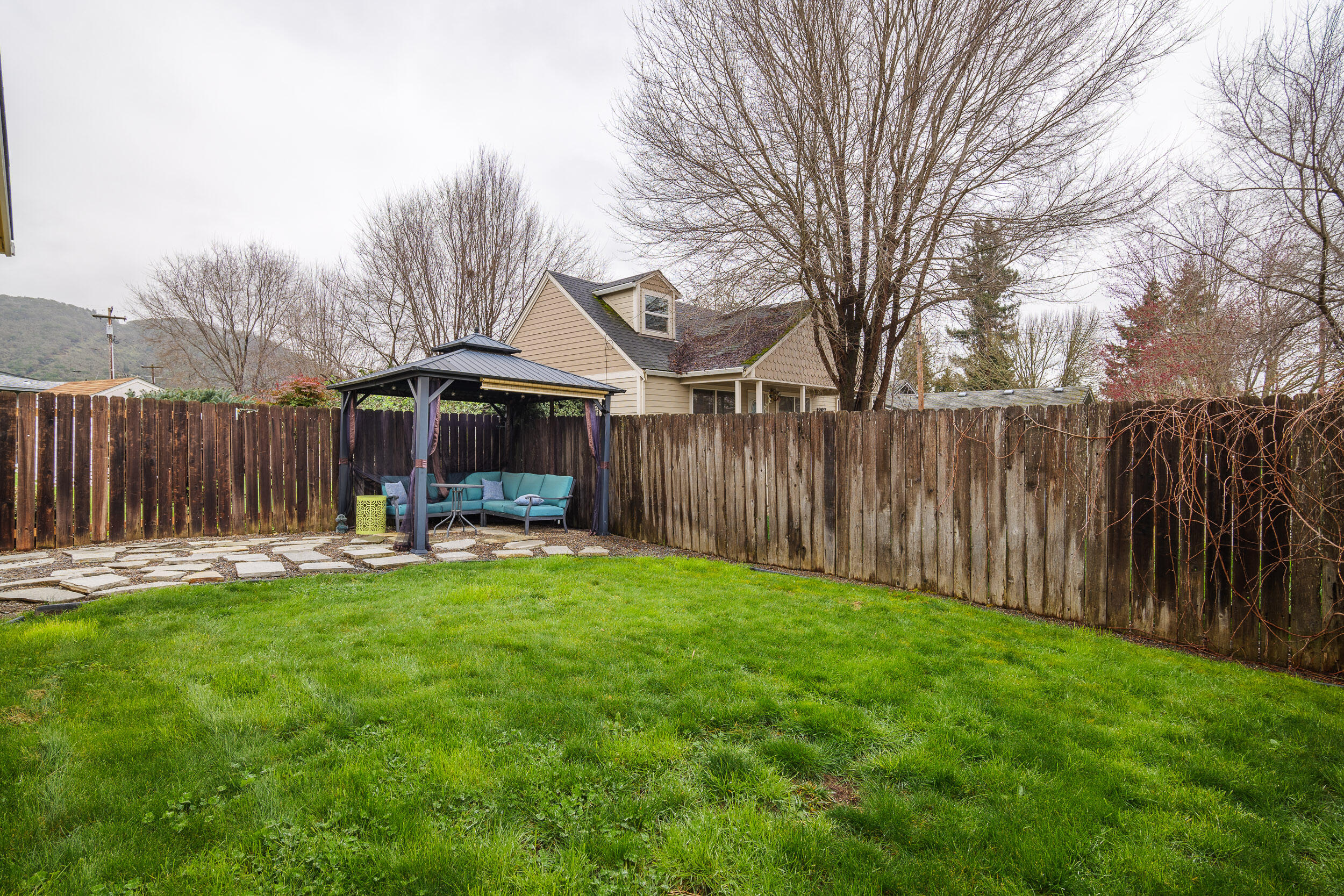 1393 NW Conklin Avenue