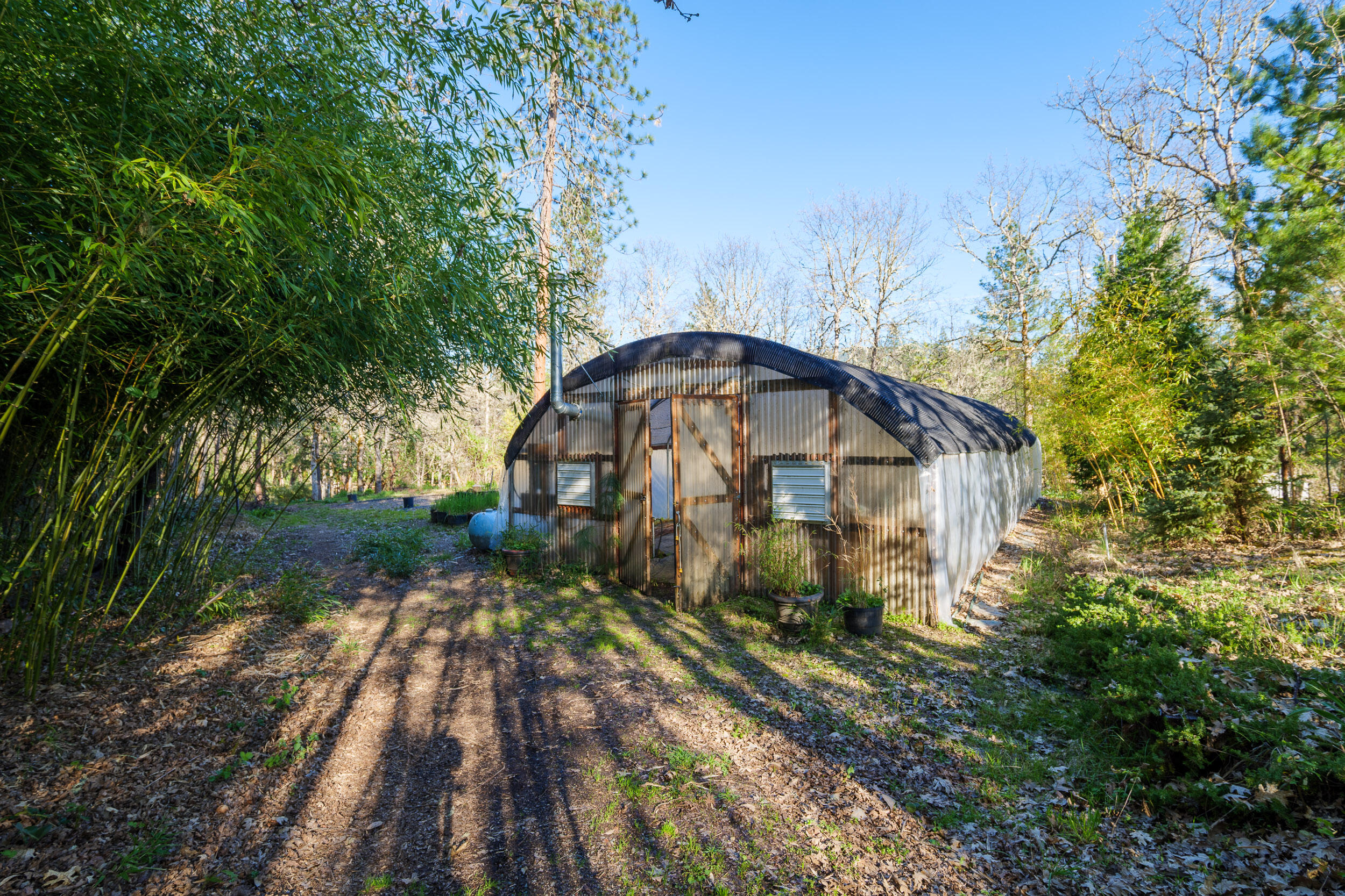 3800 Russell Road