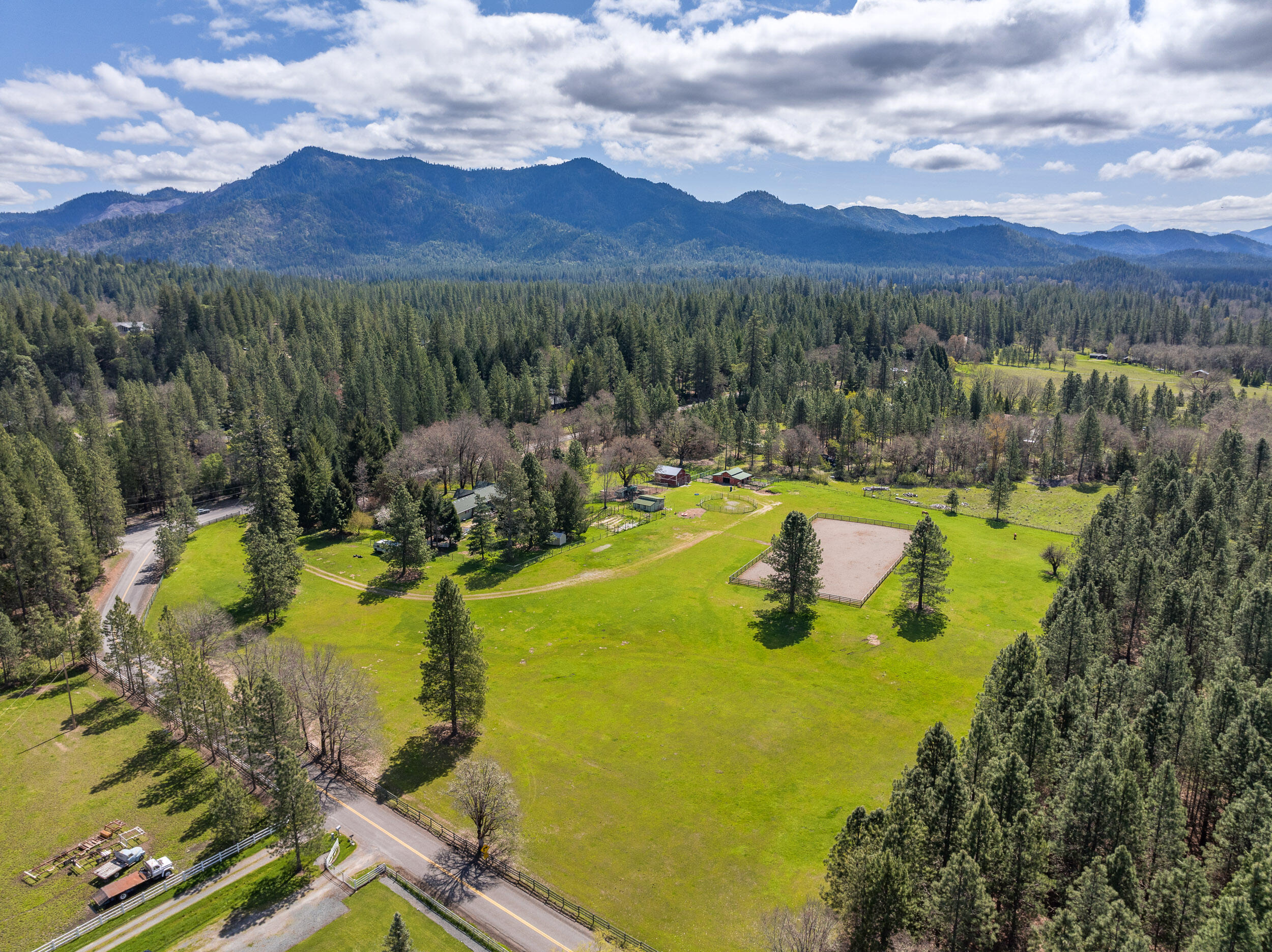1255 Pleasant Creek Road