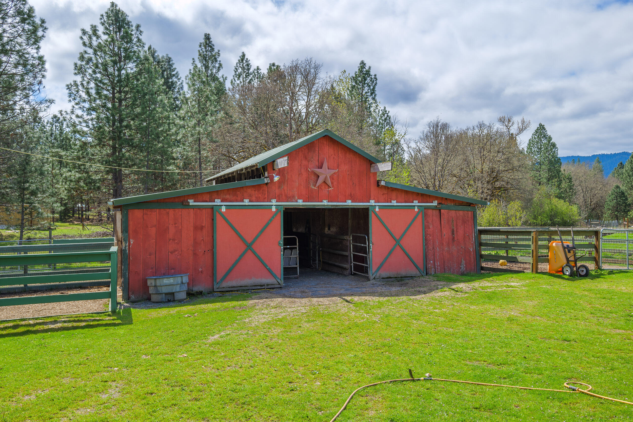 1255 Pleasant Creek Road