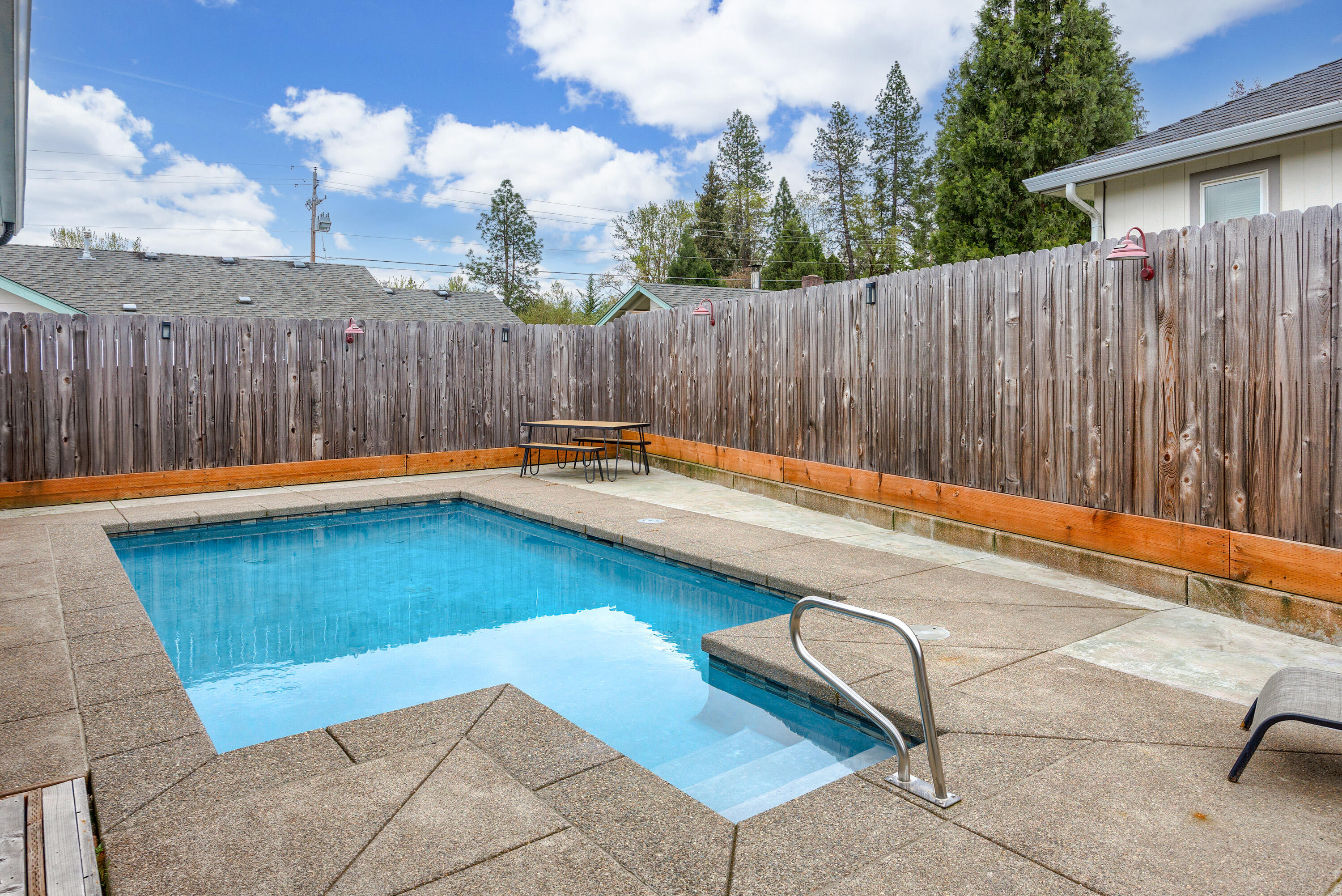 2735 SW Garden Meadow Drive