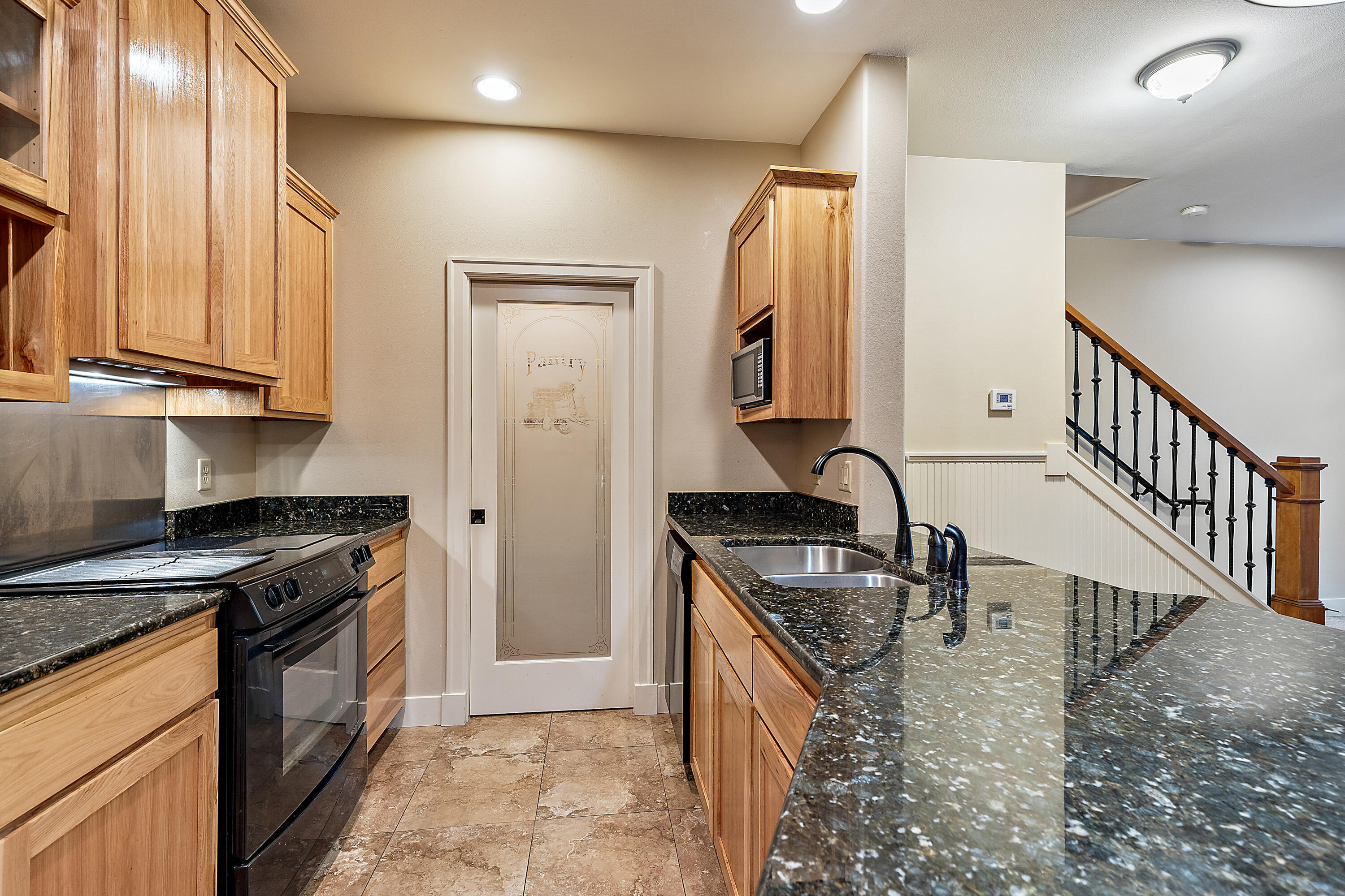 692 SE Vine Maple Lane