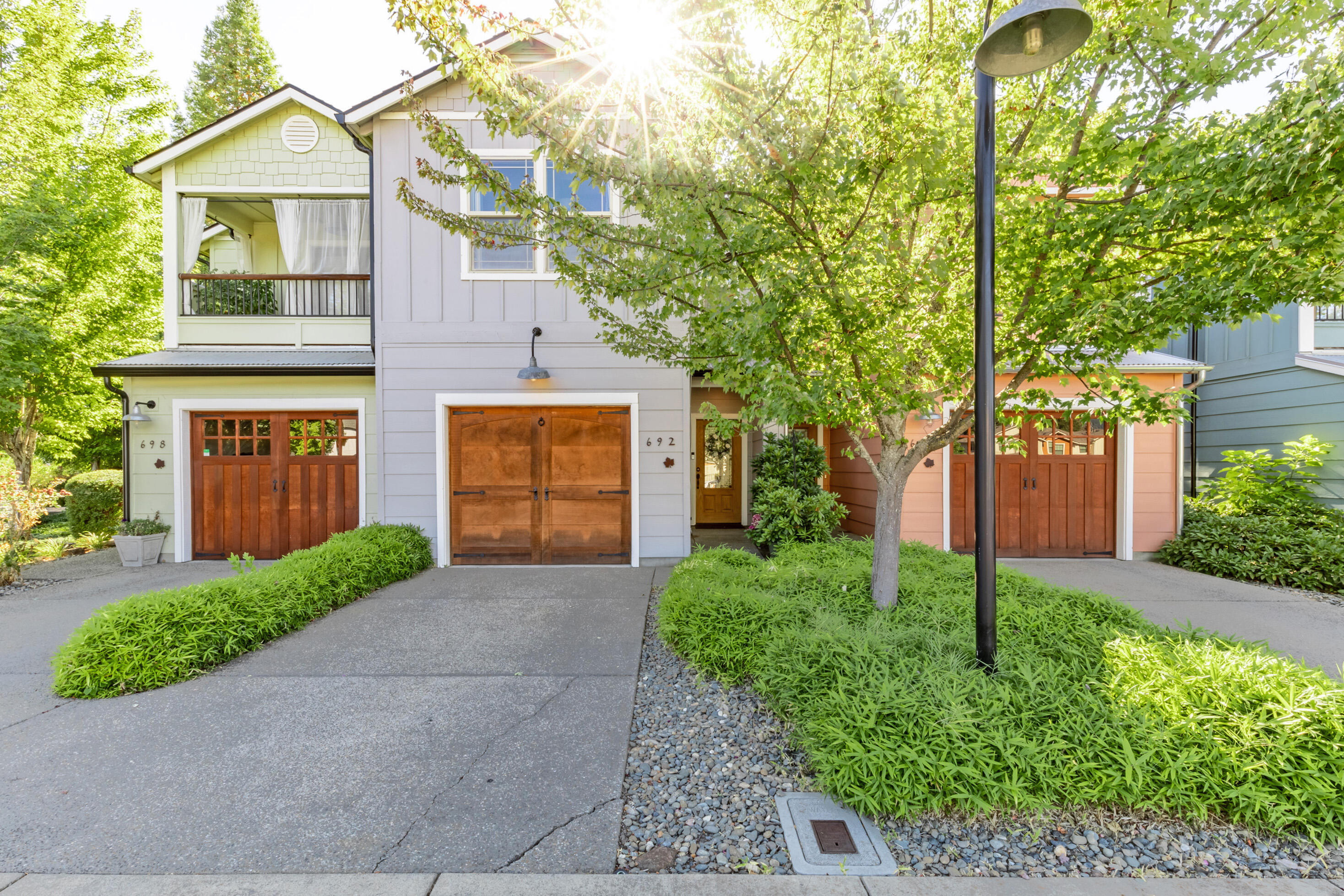 692 SE Vine Maple Lane
