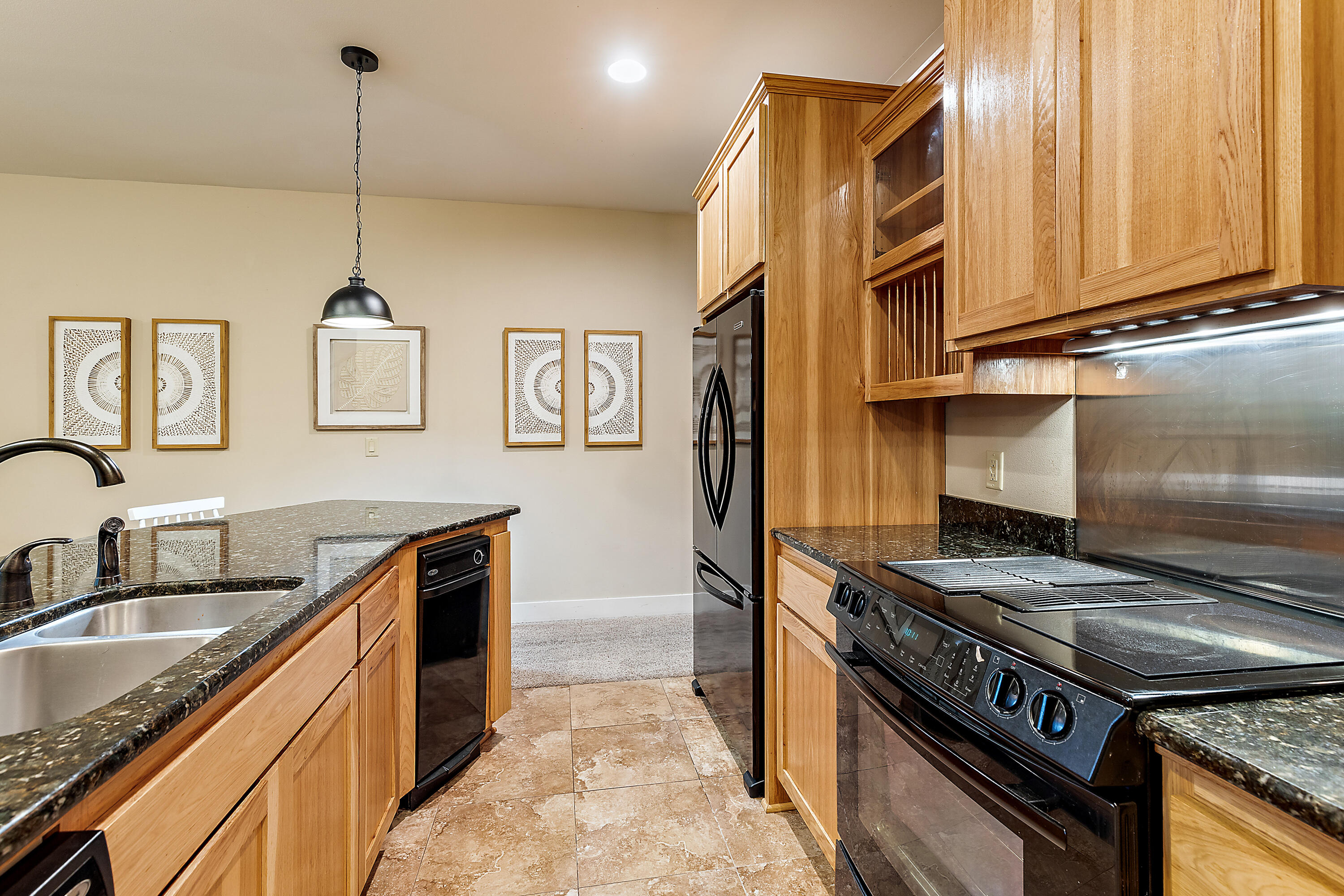 692 SE Vine Maple Lane