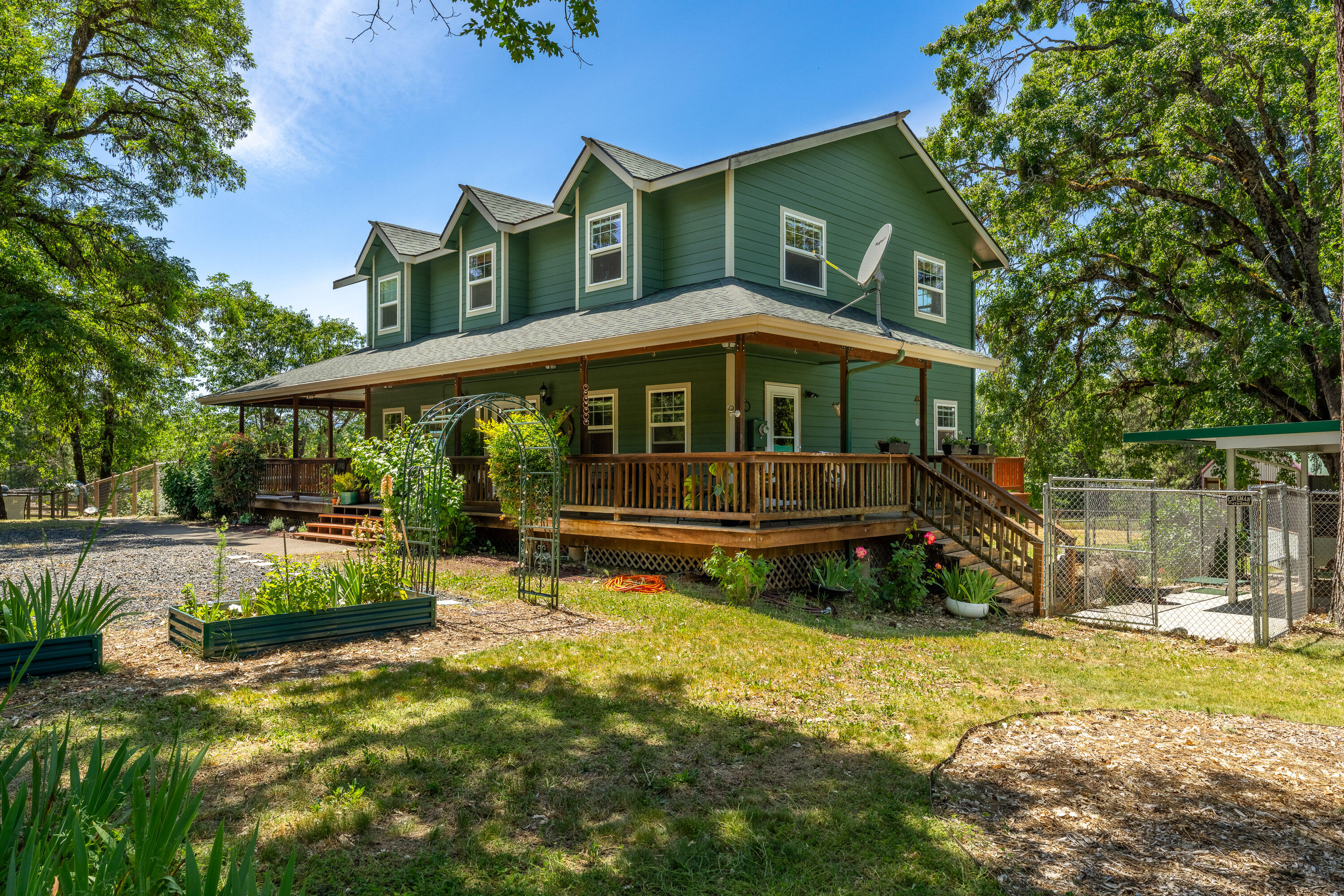 5900 Hugo Road