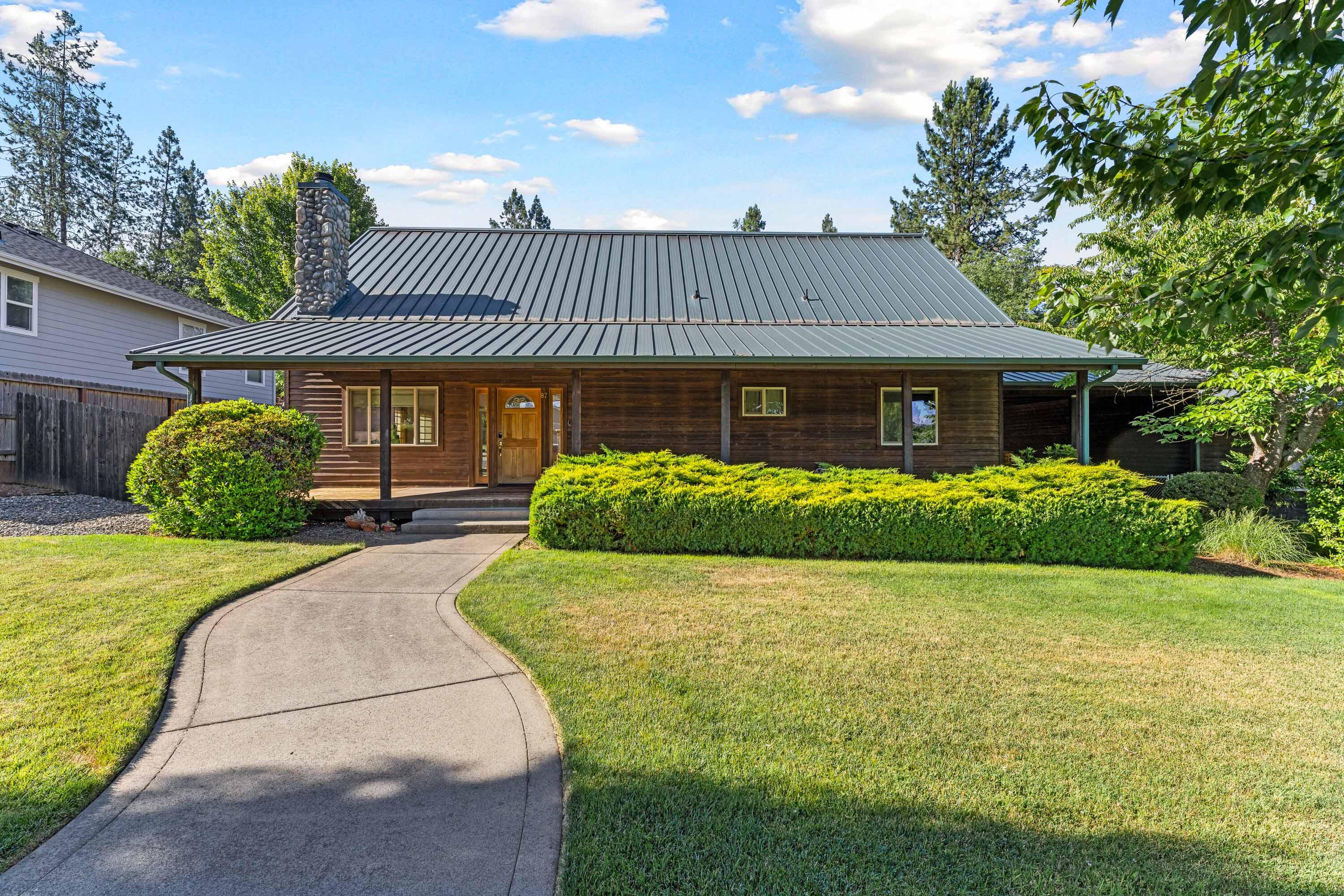 87 SE Troll View Road