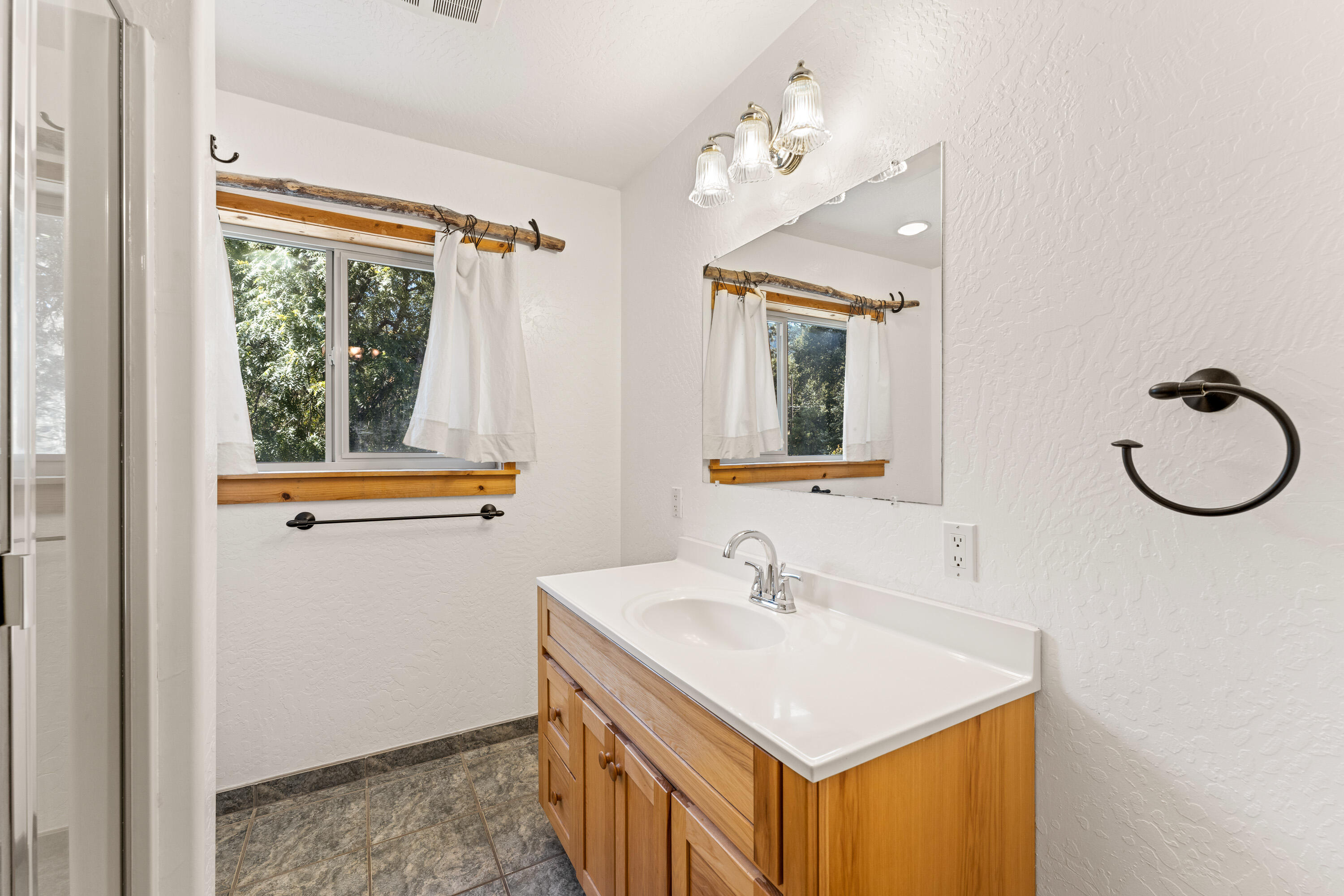 87 SE Troll View Road