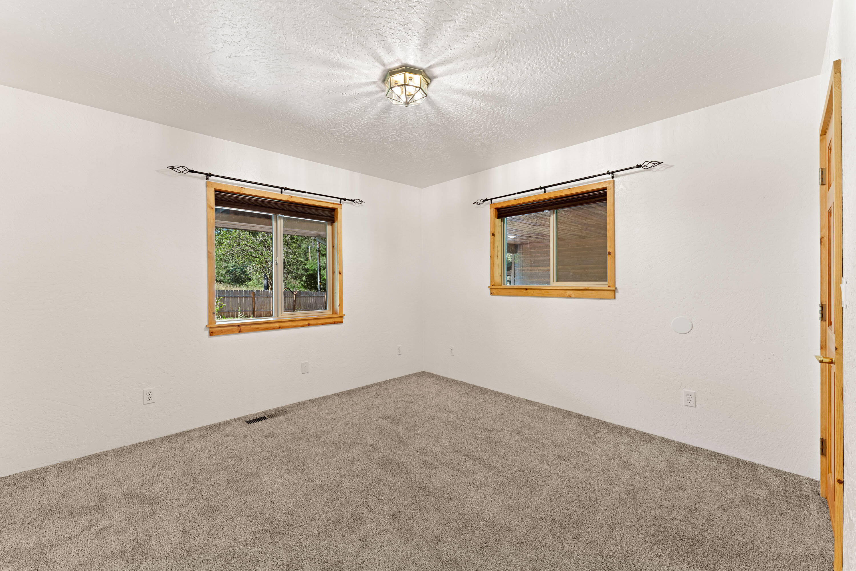 87 SE Troll View Road