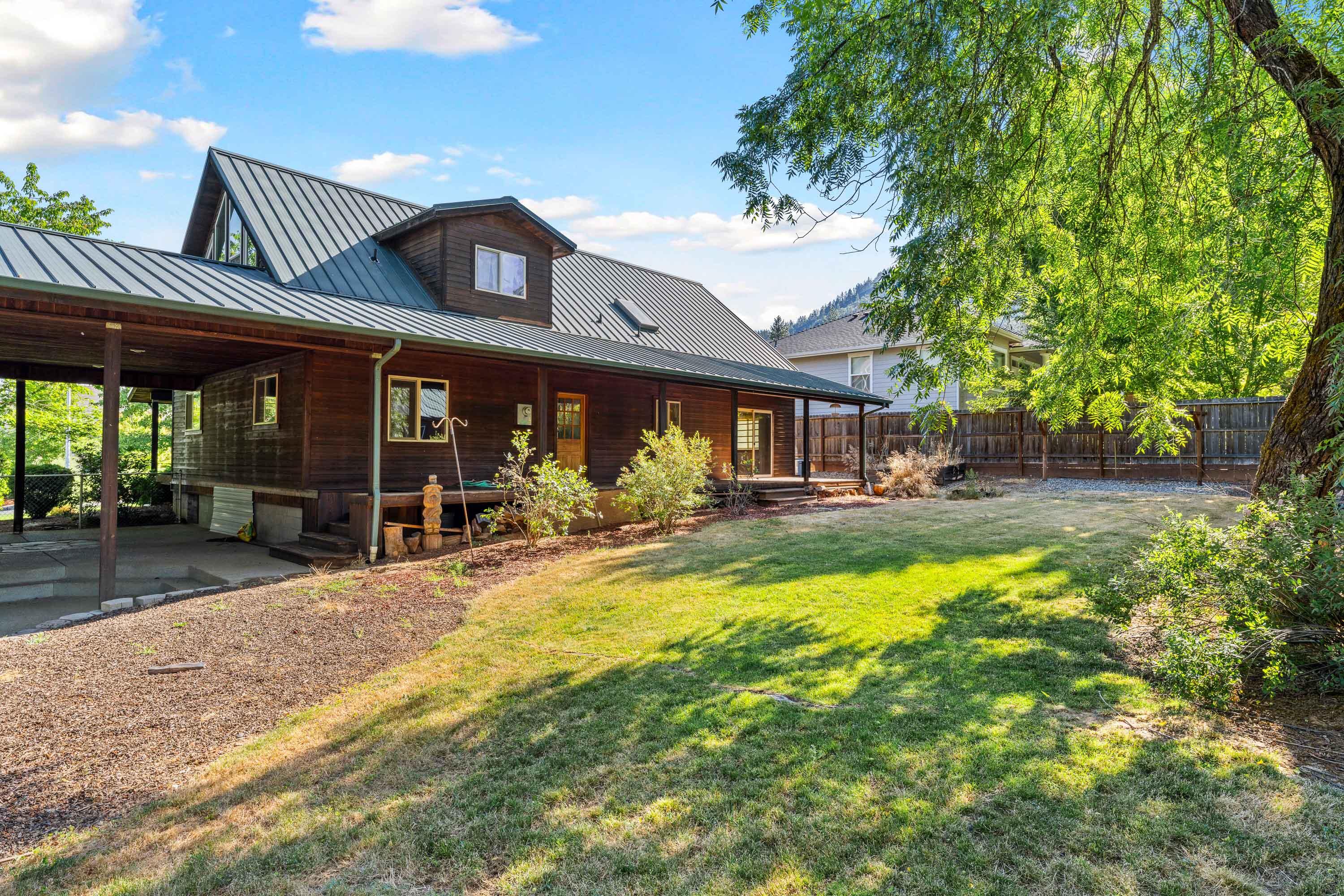 87 SE Troll View Road