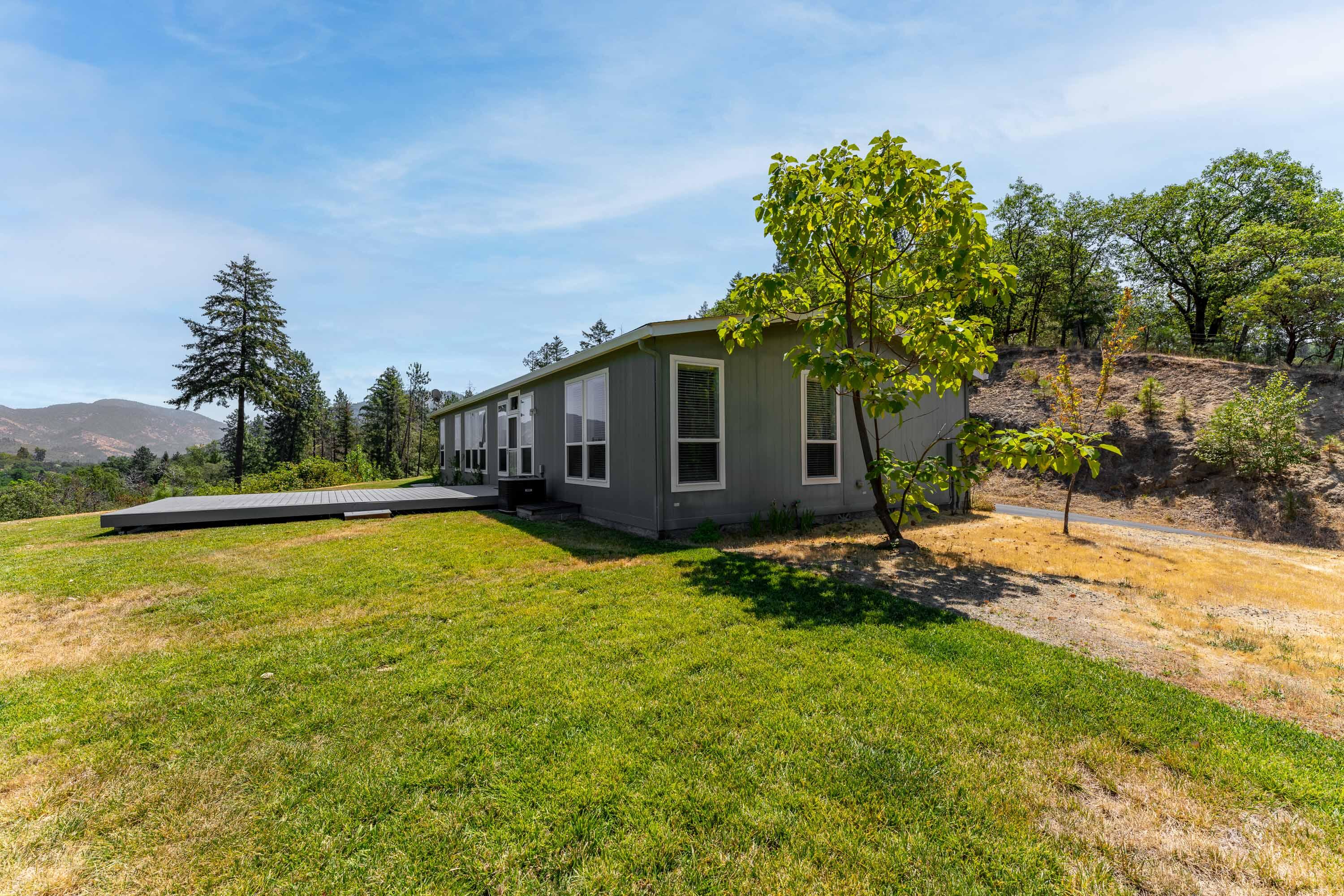 2135 Williams Highway