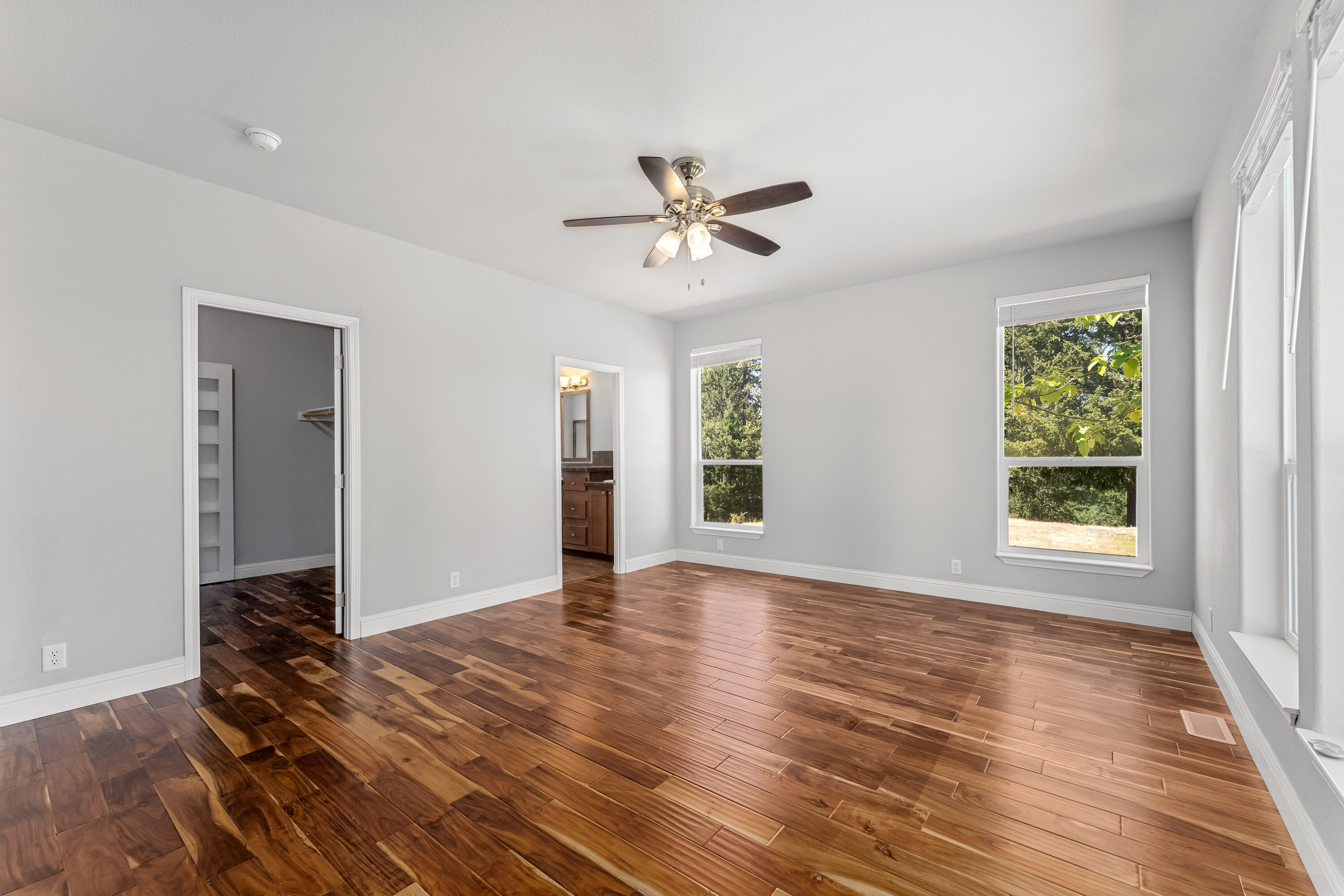 2135 Williams Highway