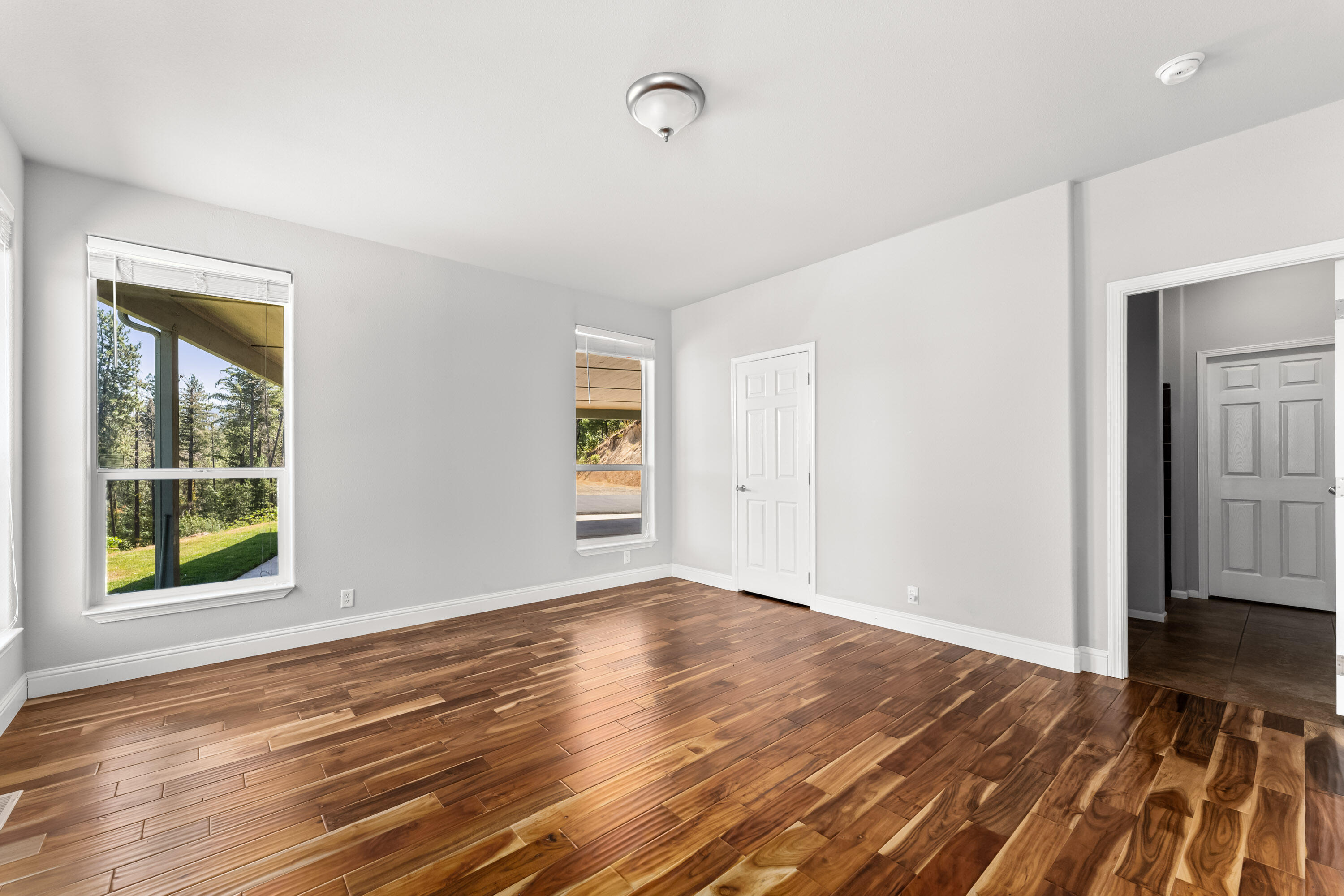 2135 Williams Highway