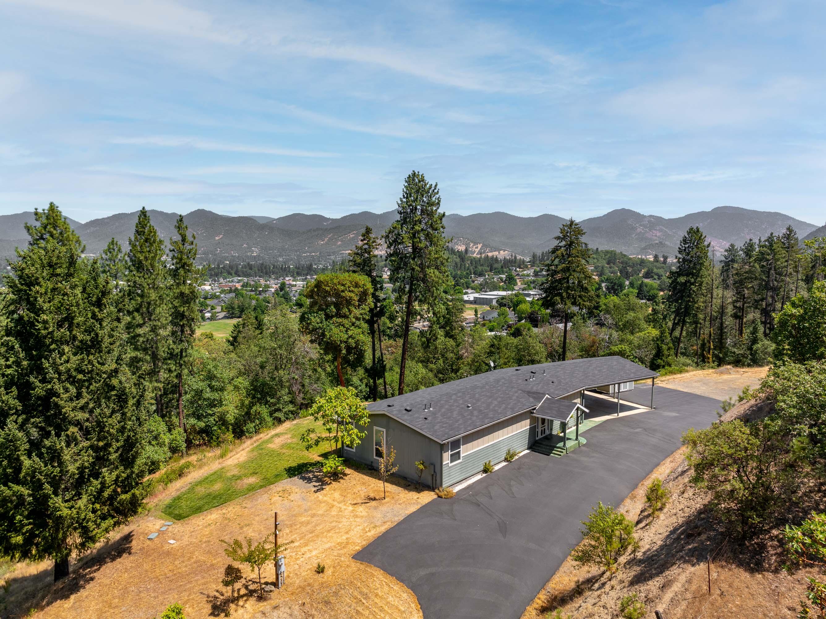 2135 Williams Highway