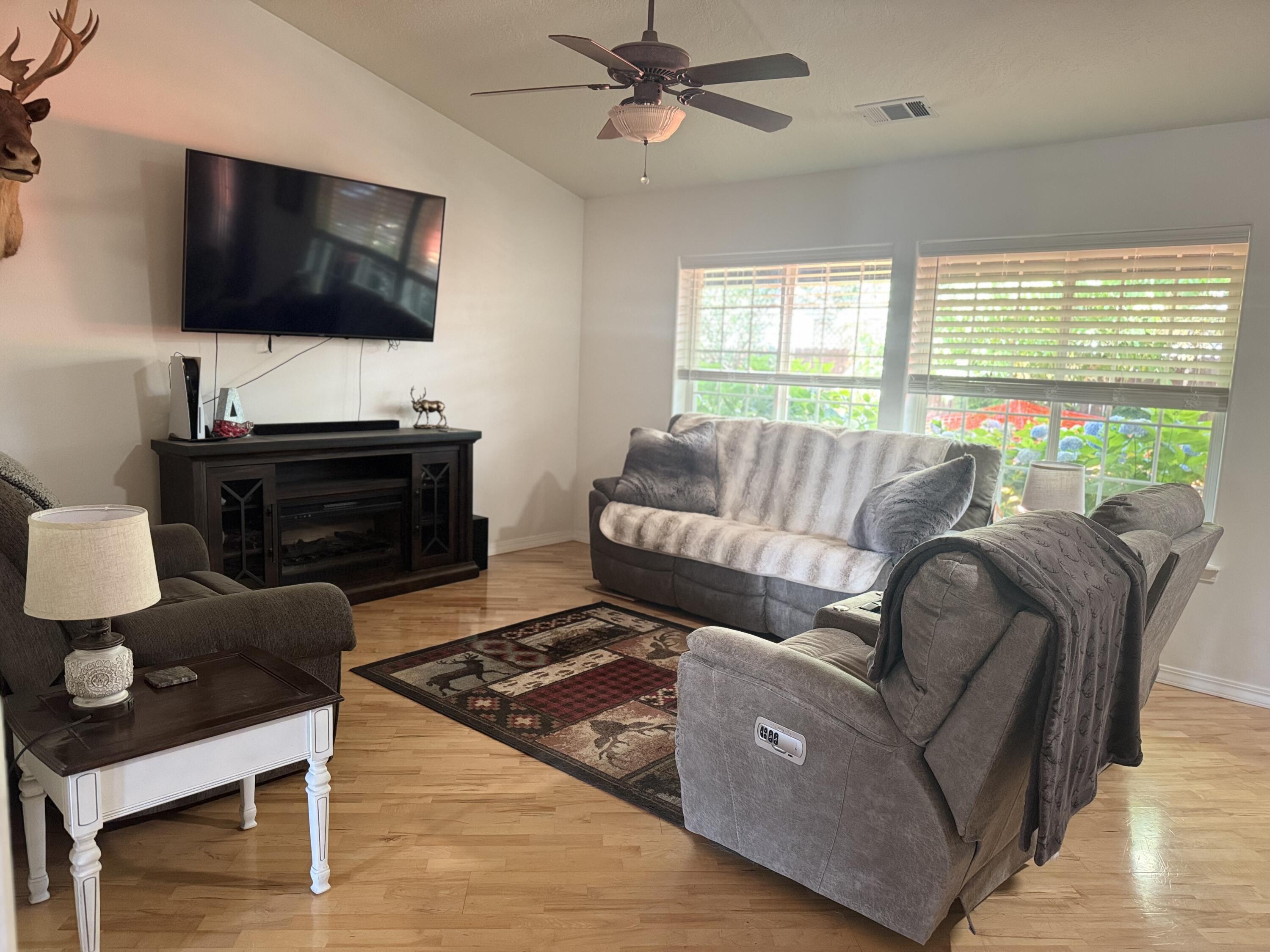 1675 Nunnwood Lane