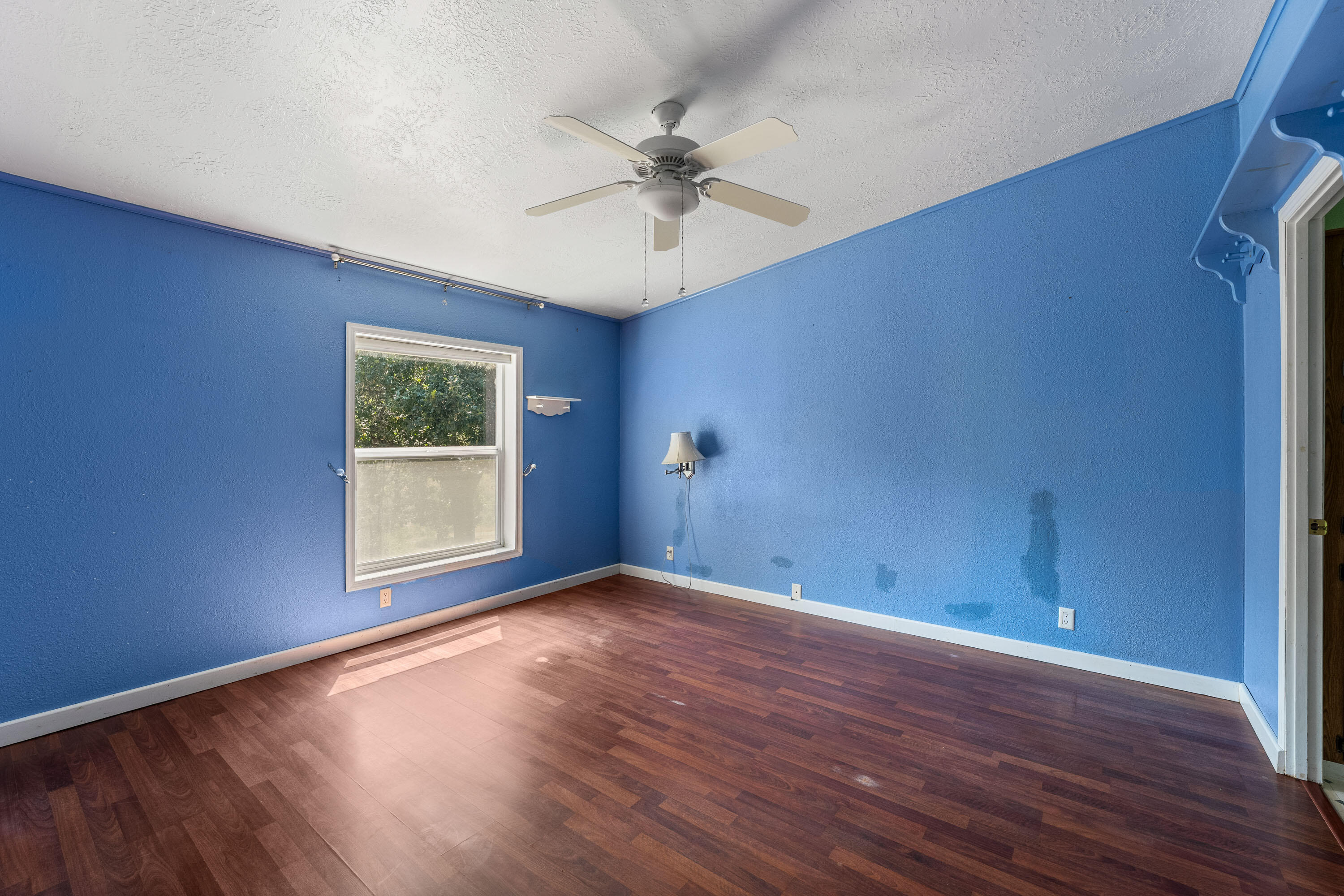 17013 Williams Highway