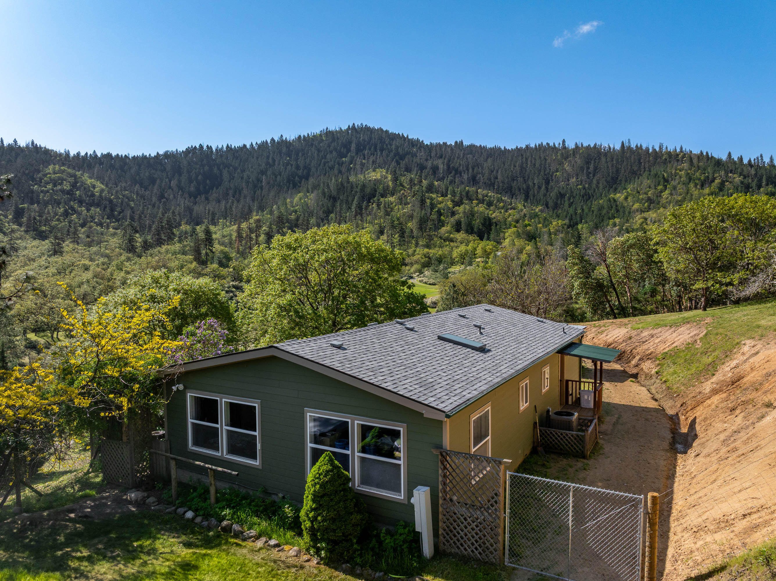 17013 Williams Highway