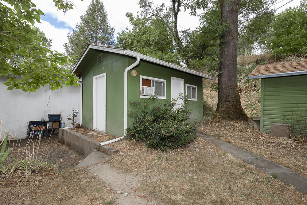 4441 Upper River Road