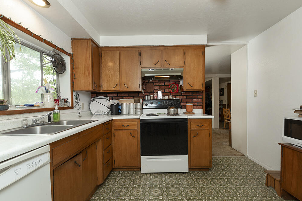 4441 Upper River Road