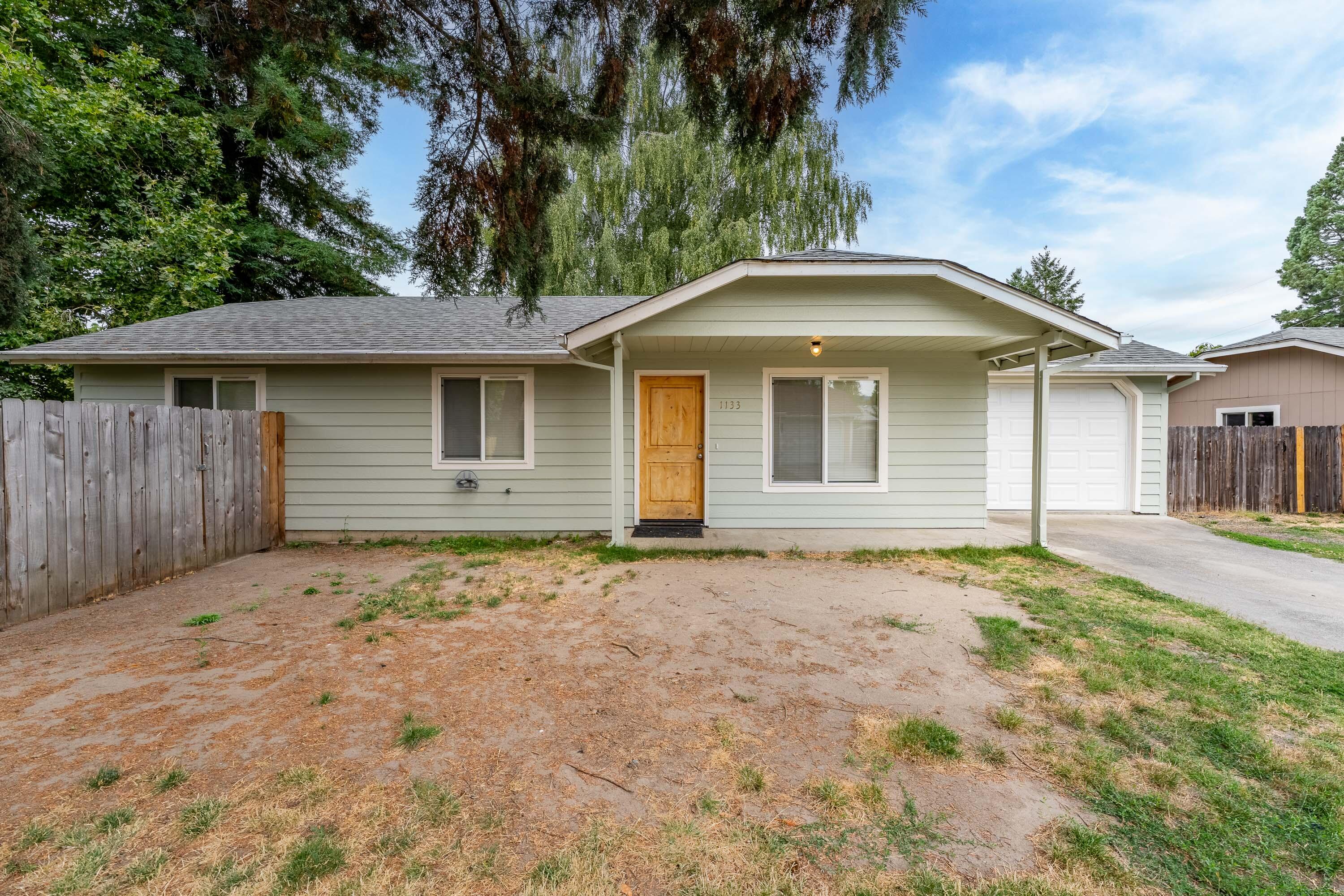 11311133 SW Central Avenue