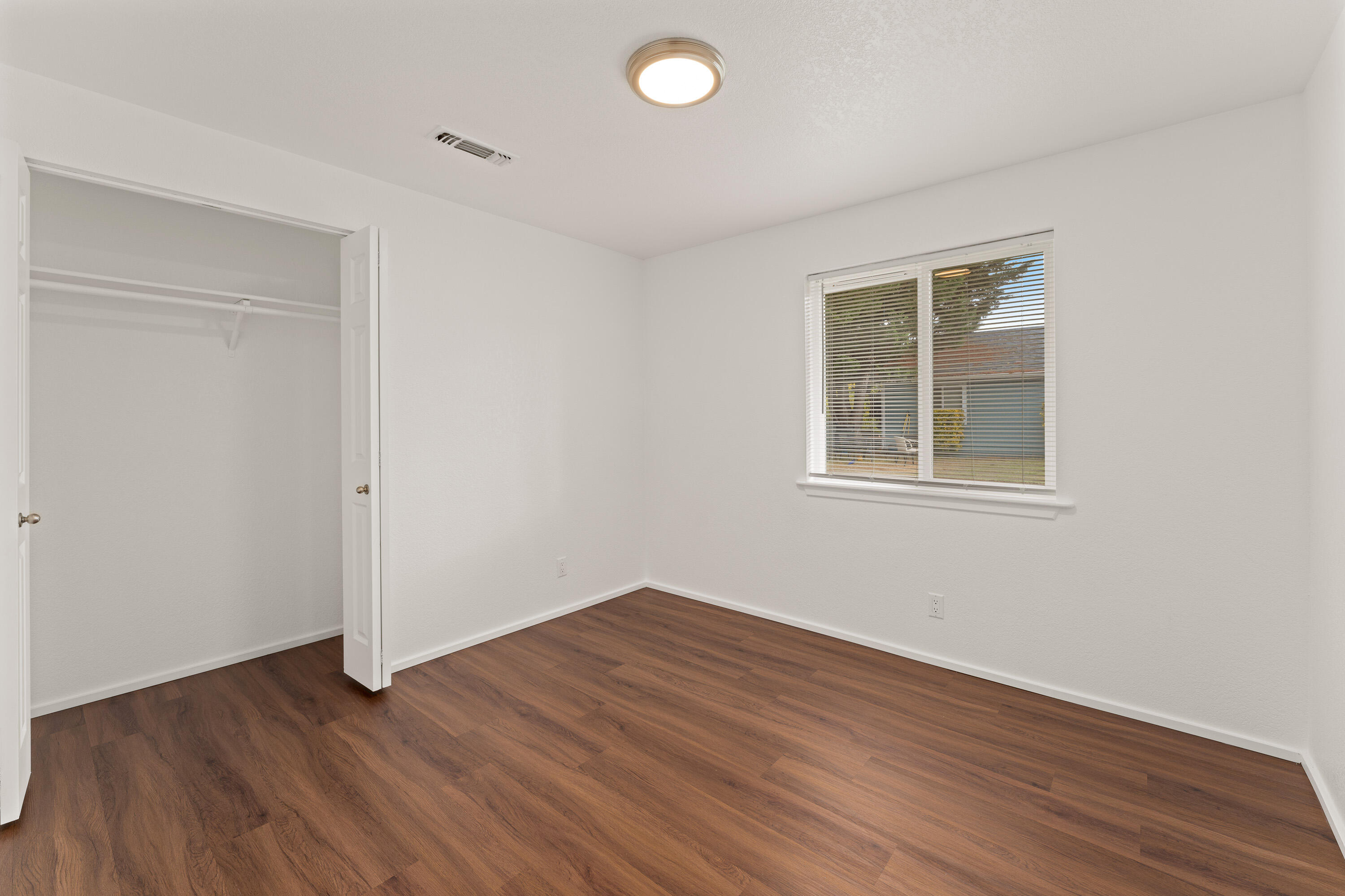 11311133 SW Central Avenue