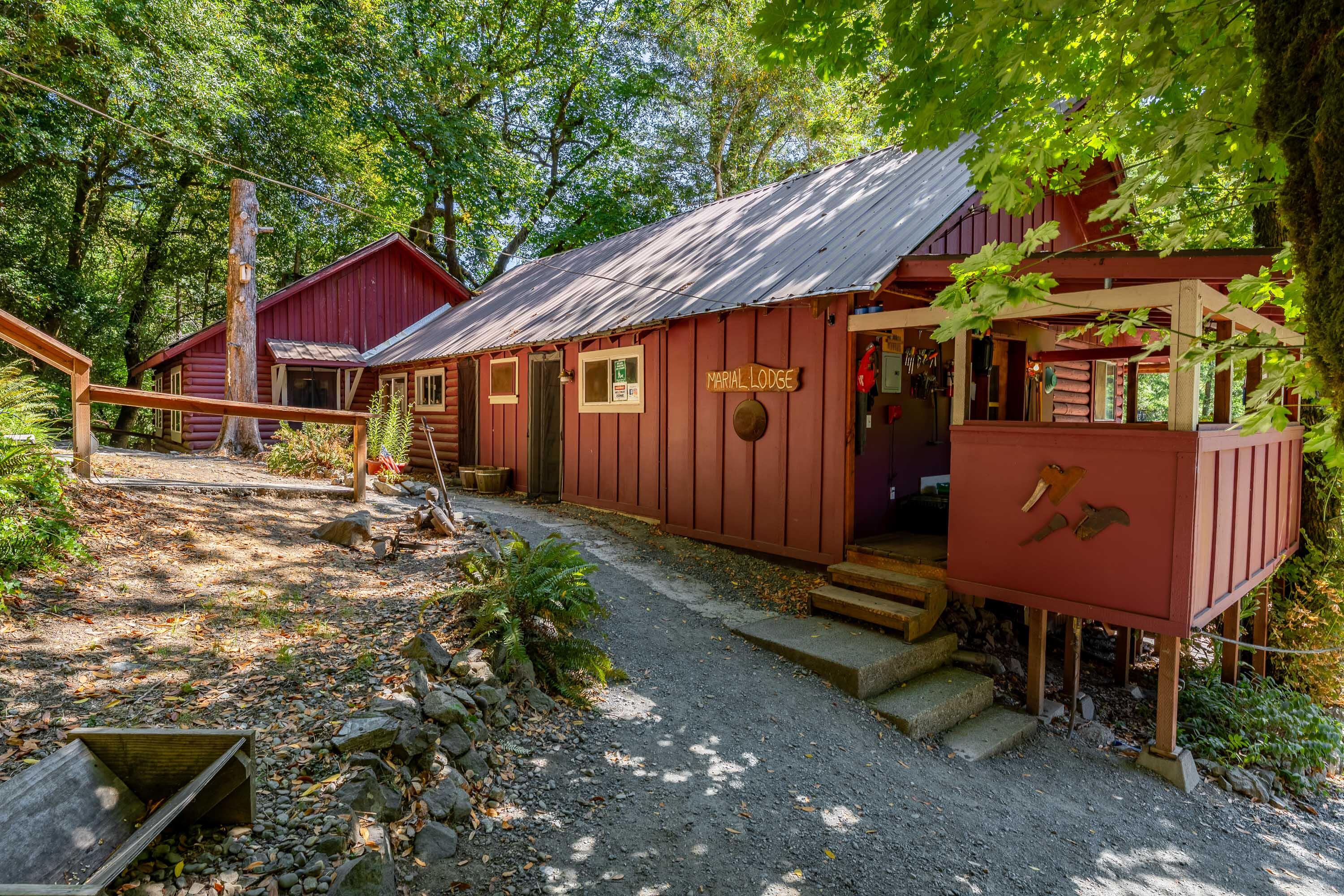 7800 Rogue River