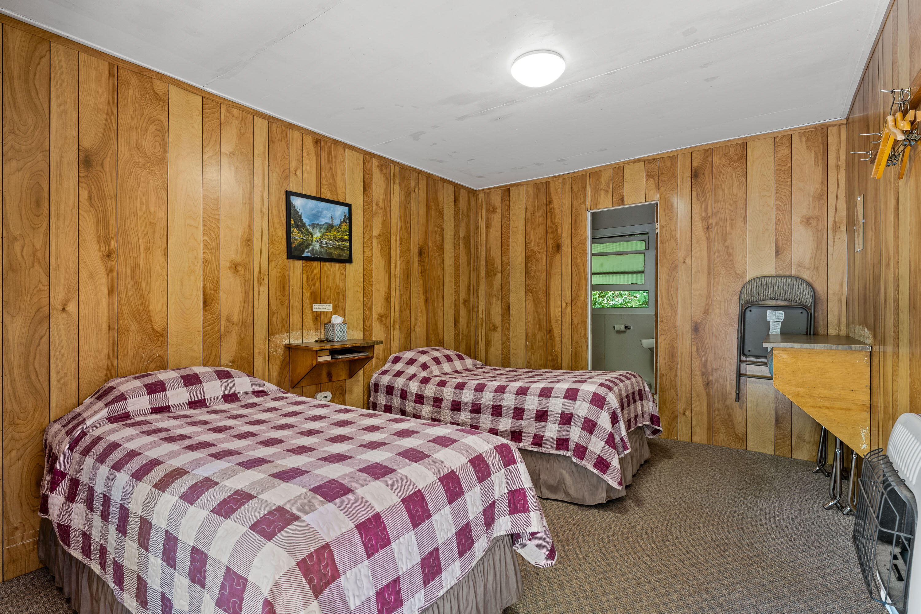 7800 Rogue River